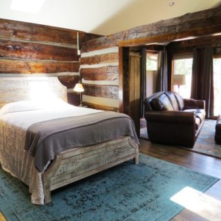 Queen bed at the Garden Cabin - The Cove at Fairview - Vacation Rentals - Asheville, NC
