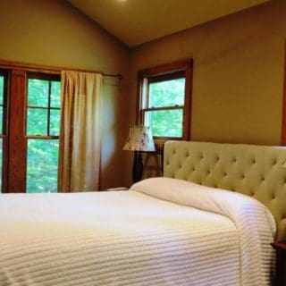 Huntley Master Bedroom - The Cove at Fairview Vacation Rentals - Asheville NC
