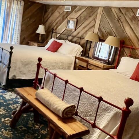 The chicken bedroom features two queen beds - The Cove at Fairview - Vacation Rentals - Asheville, NC